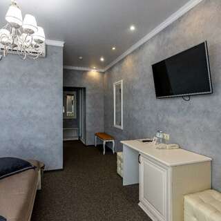 Гостиница Тета Кропоткин JUNIOR SUITE (ЛЮКС)-4