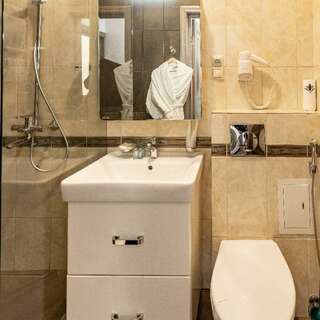 Гостиница Тета Кропоткин ДВУХКОМНАТНЫЙ НОМЕР-4