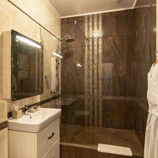 Гостиница Тета Кропоткин JUNIOR SUITE (ЛЮКС)-6